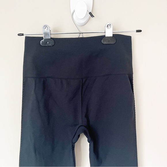 Free People Movement 7/8 Seamless Contour Side Cut Out Spandex Leggings Grey M/L - Picture 3 of 12